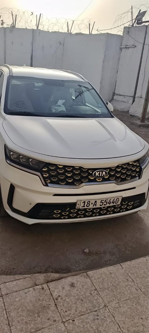 سورينتو 2021 خليجي رقم بابل 250$ بيها مجال بسيط ماشيه 148000
***********
