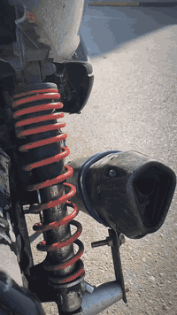 سلام عليكم دراجه سكنس نثيه ١٤٠ الدراجه مكفوله  من السرقه ول نضوح شلعه ومعدل بيها تزويد بصيط مثل كابريتر قفاز ول يده مال بانزين. cnc واقيه راجع  صالنصه رياضي  كفرات كامله سوادات كامله مكينه الدراجه 58.5 وخير من الله الدراجه مكاني بغداد الاعضميه سعر خاص رقم الهاتف ***********
