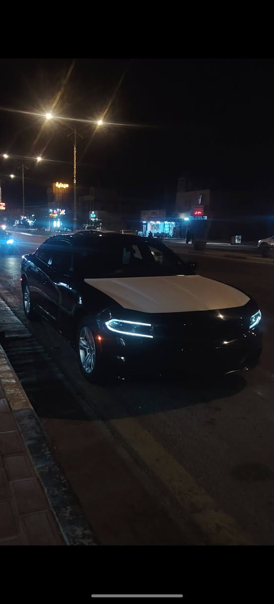 Charger last call 2023
تجي مواصفات sxt 
لايت زنون بلادي
سستم صوت الباين Alpine
شاشة كبيرة
كشن كهرباء
تحكمات ستيرن
تبريد منفصل
ماشية90قابلة للزياده
فحص موقت بدون ارقام 

سيارة جديدة بلادية كتلوكات وارضيات كاملة وبصمات عدد ٢ اصلية

بس جاملغ امامي نفسه وبيه 3 قطع كلير فقط اكلير  بدون ايرباك كير ومحرك وحجر ملاحضه مكلف بل نشر رقم رعيه موجود

***********) (***********
