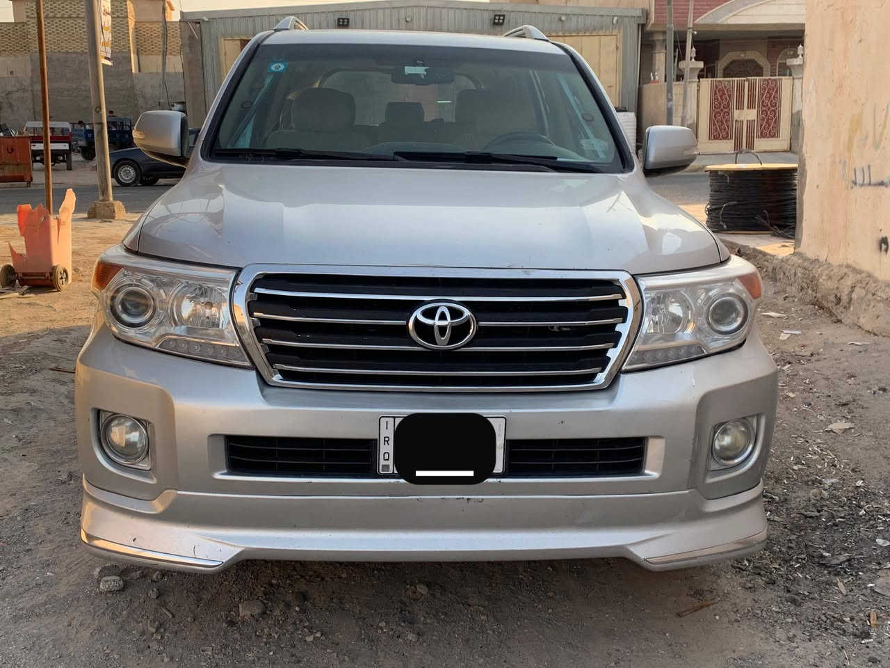 عشاق السلفر. ٢٠١٠ كفاله من الصبغ والتبديل والفتح كير محرك كفاله ٦ سلندر. جديده  فتحة سقف حساسات شاشه كامره محدث ١٤  رقم بصره مكانها بصره  اي استفسار *********** والشراي يتصل ويدلل
