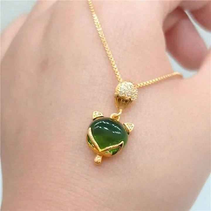 قلادة نسائي مموجة متغيرة اللون 

قلادة متغير اللون يمزج بين الاناقة والدقة والكلاسيكية♥️

•تم تصميم هذا السلسال بتصميم كوري على أحدث موضات 2024 .

. يتغير لونه حسب درجة الحرارة ليضيف لمسة جميلة
✅طلاء ثابت جودة عالية
✅مايتغير لونهه
✅سنسال لون ذهبي
✅الحجر متغير لون

السعر 6 الاف 
🚘 يوجد خدمة توصيل لجميع محافضات العراق ٤ الاف 🚘 بغداد, العراق


**إذا كنت صاحب هذا الإعلان وتريد حذفه لأي سبب، رجاءا أرسل رسالة إلى الدعم الفني**