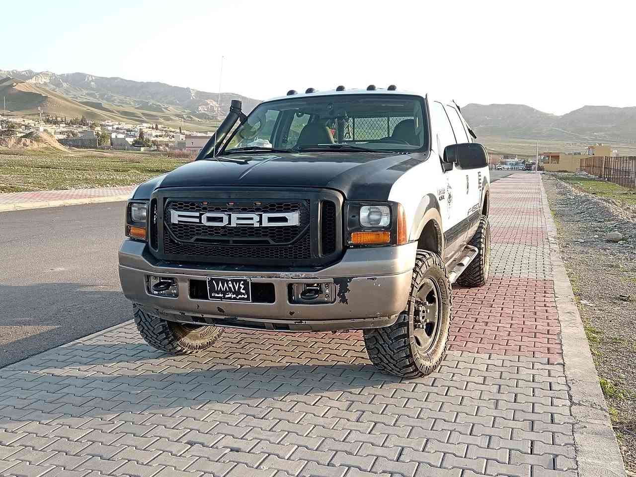 فۆرت F250 کتاببی مزایدەی لەگەڵە مەکینەی گیڕی ئەکسلوو دەبڵ ئەکسلی لۆکە ناودەشبوولوو بەرەدەرگای ناوپاکەتە ماشااللەی دەویت سەیارەکە هەموو گیانی لەسەر دەقی شەریکەماوەتەوە  چوار تایەو ویلی سفری بۆ بەسراوە ماڵی دۆستە سەیارەکە نرخی 100 مەعامەلە ژمارە مۆبایل
***********
