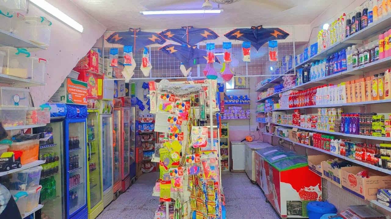 اسواق كامل للبيع مكان النجف حي الميلاد شارع مزرعه سيد علي للاستفسار الاتصال على الرقم
***********
