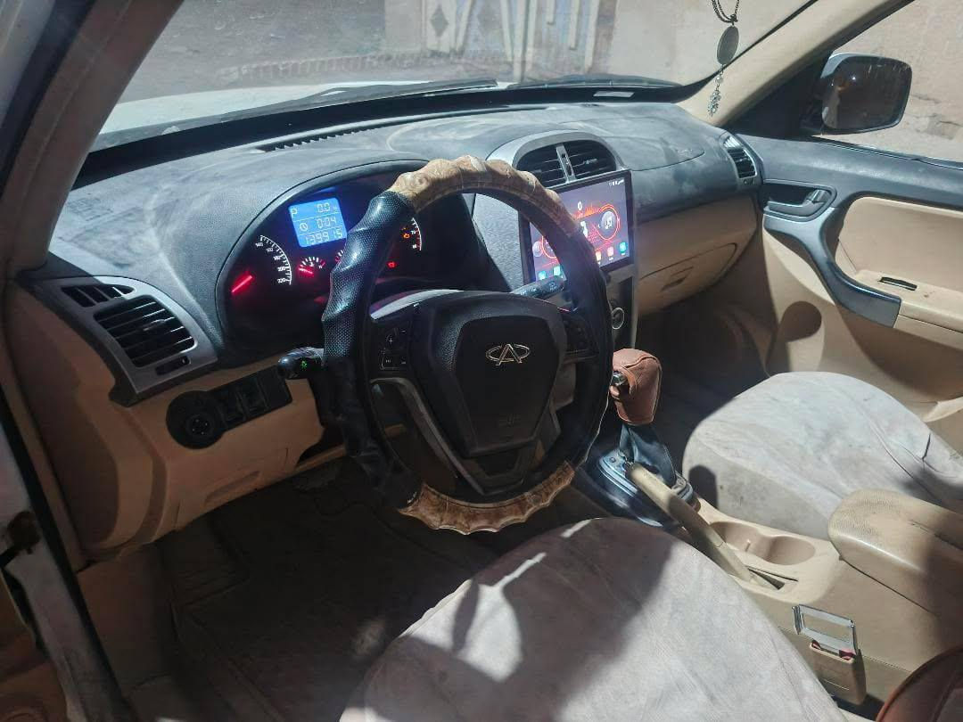 السلام عليكم 
سياره للبيع ما مضروبه
ماعده الباب الوره العبري 
السياره محركها مشروط جديد
الكير بي مشكله 
موديل 2015
رقمها بابل 
صاحبها بابل 
مداورها ثاني يوم السعر 54
***********
حسب الصور وشوف العين
الديوانية قضاء الشنافيه
