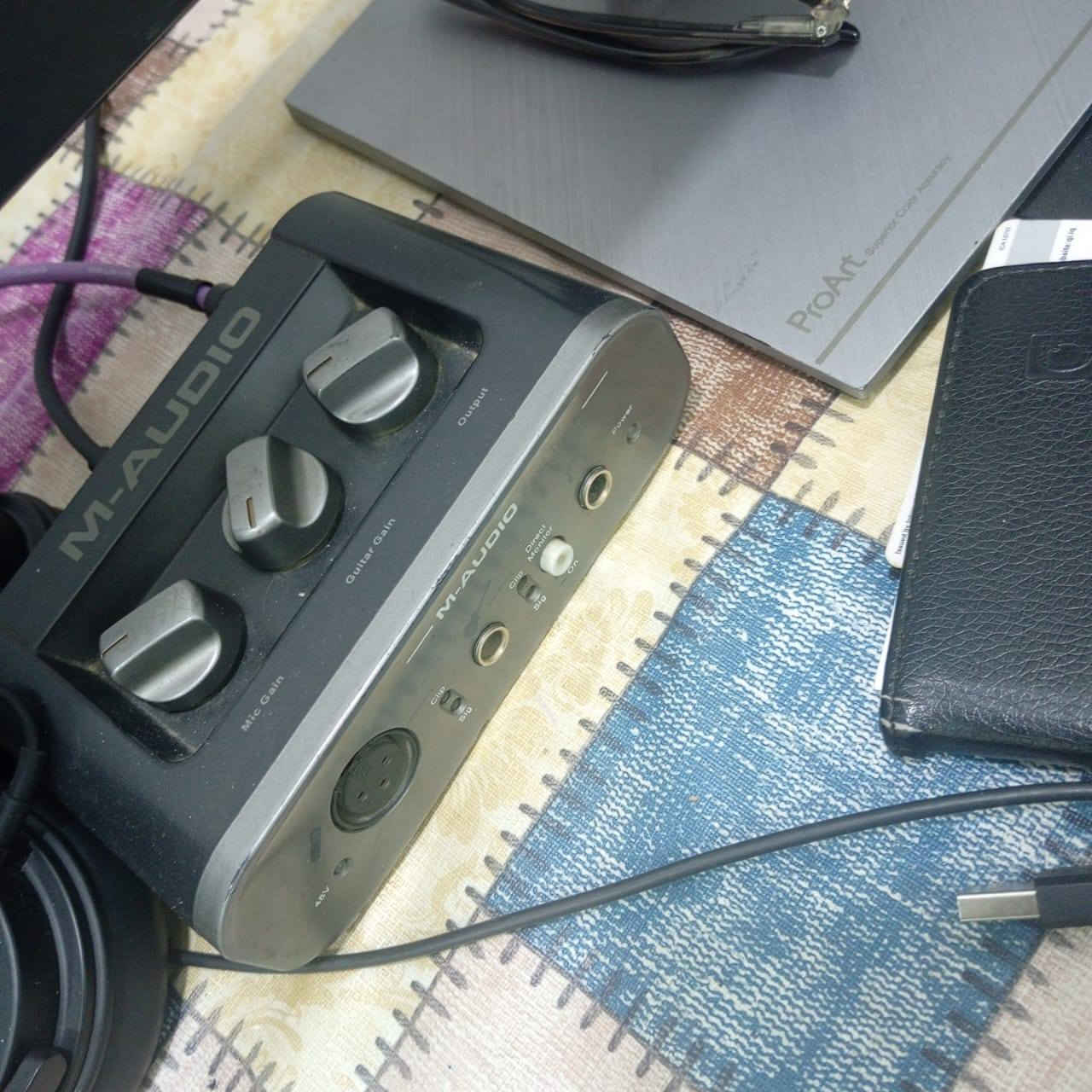 تجميعة كاملة للبيع
احترافية للمونتاج والالعاب والهندسة الصوتية
التواصل واتساب ***********
