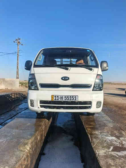 السلام عليكم 
كيا حمل 2018 رقم بغداد سنوية جديدة 
مكفولة كفاله عامه تخم تاير صدر جديد 
سيارة جديدة مال جناي 
مكان ديالى مندلي 
السعر 128وبي مجال 
***********
***********
