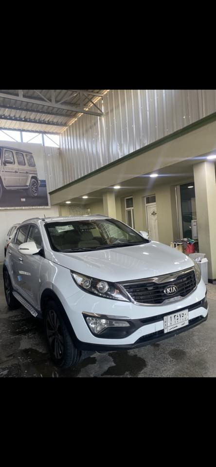 سلام عليكم للبيع
سبورتج 2014 رقم نجف الماني

السيارة مكفولة كفالة عامة من كلشي

مواصفات السيارة

تحكمات ستيرن 

مري شفط

يدات نيكل 

حساس 

كامرة 

مكان السيارة النجف الأشرف 

للأستفسار ***********
