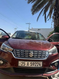 سياره للبيع  مال شركه موديل ٢٠ بدون ضرر ٧ راكب  ماشيه ٢٧ الاسبير مالها...