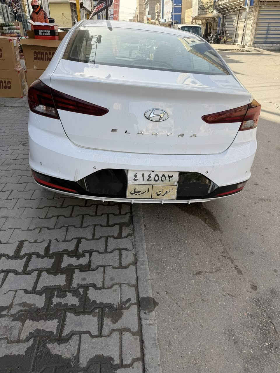 السلام عليكم ورحمة الله للي يدور جديد الانترة ٢٠٢٠ مكفوله من التبديل والصبغ بيه بارد بين الجاملغ وباب السايق فقط شيل قليل كلش والباقي كفالة عامة ماشيه ٨٥ رقم اربيل السيارة ٥ ويل كب فول سبير منازل محرك برغي ممفتوح السيارة ستعمال شخصي عنوان السعر ١٦٠ عنوان السيارة نجف مامتواجد علفيس *********** اذا ماعجبك السعر اعبر المنشور لتكسر بحلال العالم فدوة رحتلك
