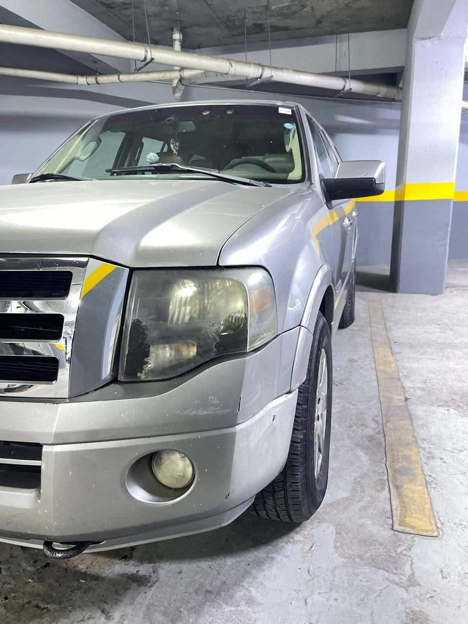 اكسبديشن ٢٠٠٨ خليجي
رقم سليمانيه بأسمي / سنويه لغايه ٢٠٢٩ 
محرك ٨ سلندر 
كشنات كهربائيه تدفئه تبريد 
 ثلاجه وسطيه كبيره
كراسي Vip 
تايرات جديده لوك 
باتري جديد 
 تحكمات ستيرن  
السياره نظيفه بدون نواقص 
بيها نص جاملغ امامي صبغ
دوسات كهربائي 
لايتات ليد ابيض عالي ناصي و سكن 
   مكان السياره بغداد 
السعر ١٣٢ ورقه وبيها مجال للشراي  
معلومات أكثر الاتصال او وتساب على الرقم 
***********
