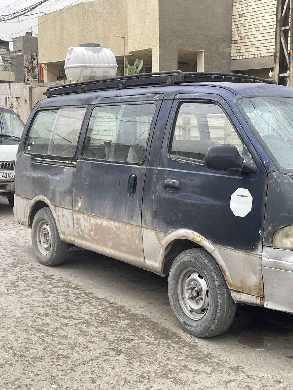 السلام عليكم كية بريجوو للبيع موديل ٩٦ سنوية ل ٣٠ مشروع وطني مكينتها بيهة تبخير  سيارة عوزها ترتيب معمرة تعمير مال جناية حدادية جديدة صدر جديد ملاحضة  السيارة ورك مو لوي السعر ٣٣و بيهة مجال مكاني بغداد حي النصر الهاتف ***********
