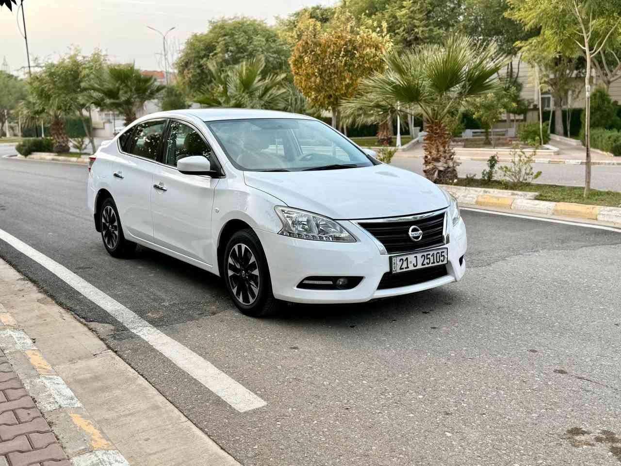 سلام عليكم 
نيسان سنترا  خليجي موديل 2019
سيارا اشويا بالدوسه صبغ الباقي مكفول 
سونار موجود ويا المنشور 
كير محرك بشرط 
تخم تاير صدر كله جديد 
رقم سنويا كله حديد 
ماشي 98 الف كيلو متر 
سعر 128 بي مجال قليل 
مكاني ديالى خانقين 
للاستفسار *********** خناقين, ديالى
