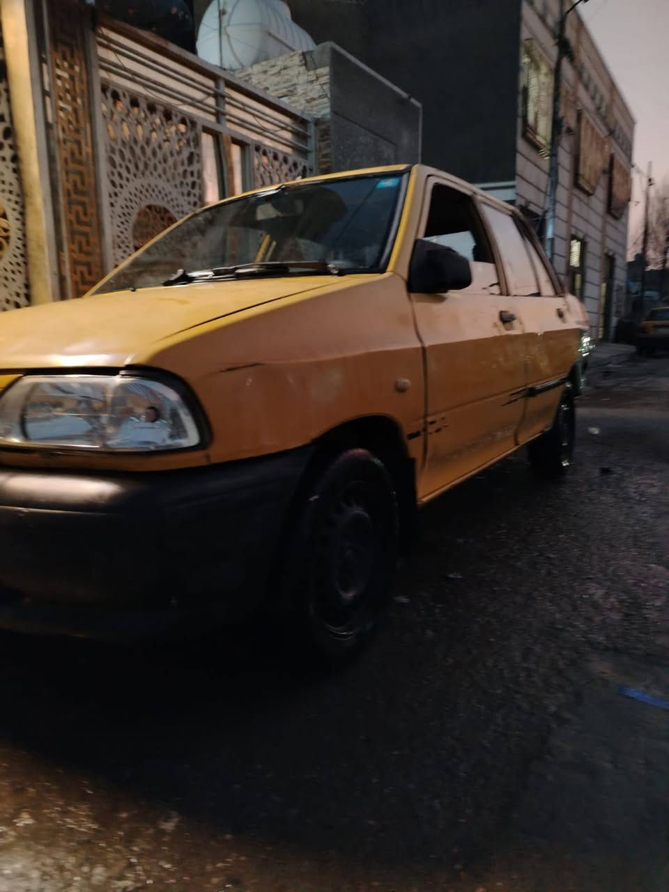 سلام عليكم سايبا 12 بيهه ضربه الجاملغ الخلفي معمر بعده مامصبوغ مكينه وكير مكفولات شواصي معمرات مصفره هيئه وغرمات ارقام انكليزي تحويل ثاني يوم بكاني بغداد الكماليه سعر 26وبيهه مجال ***********
