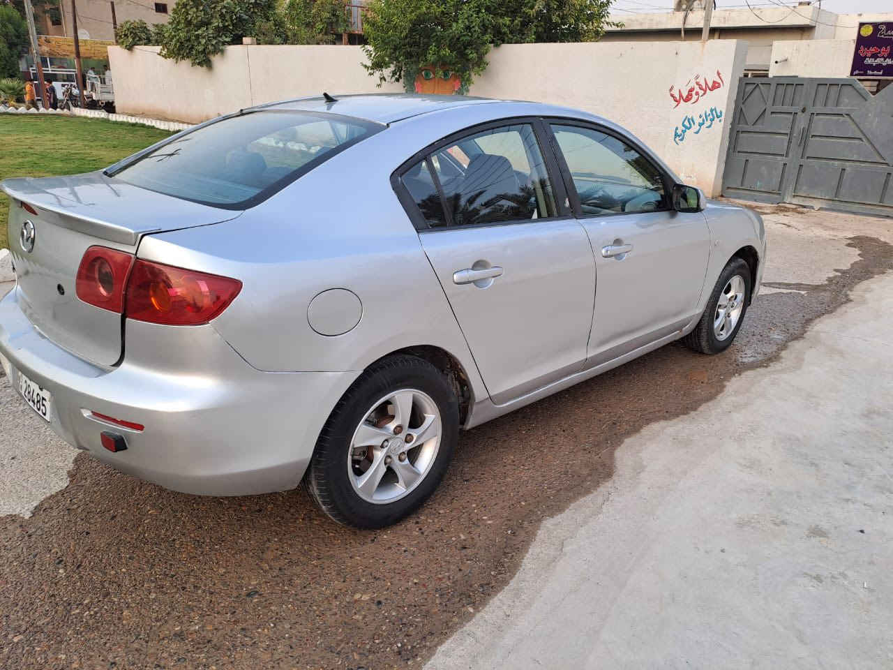 *********** السلام عليكم
مازدا زوم 3 موديل 2006 السعر 60 وبيها مجال 
رقم بغداد انكليزي هزه جديده بسمي كير ومحرك وكهربائيات كلها جديده مبدلها بقصر الابيض دوشمه الغرفه كلها جديده و حلوه سياره ترايها يخبل مانقصها اي شي ضربتها جاملغ خلفي فقط و سياره مصبوغه عام اثر جراد هوه معروف لون الرصاصي يجرد مكاني ديالى تقاطع قدس
