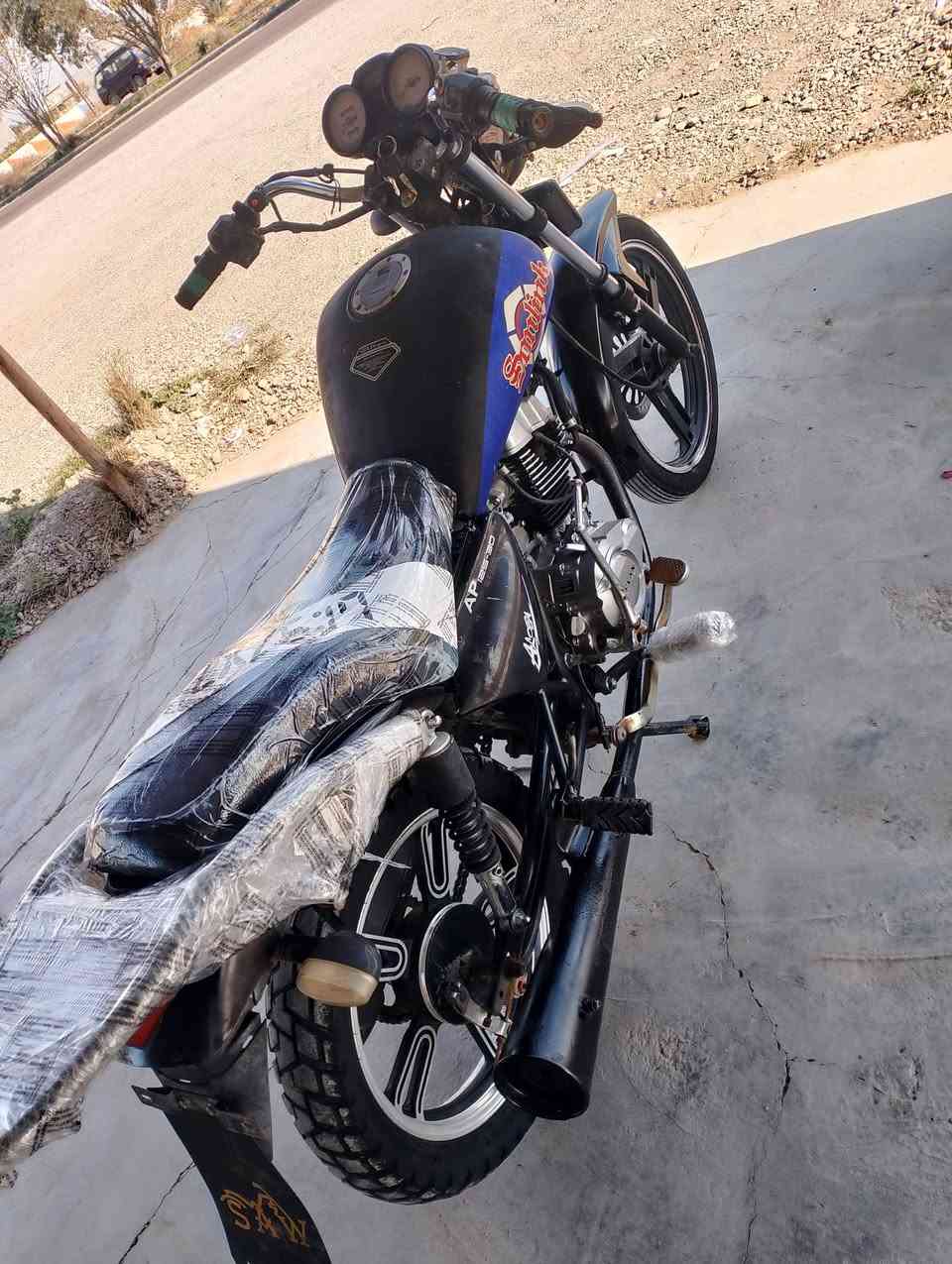 سلام عليكم دراجة للبيع او امراوس
الموديل.             2020

اوراق.        كاملة 3اوراق 

كهربائيات.      كاملة 

سلف         هندر كلة شغال

السعر        350اوبيهة مجال حك الجية 

العنوان اديالى شهربان جسر مهروت اتصل ***********
