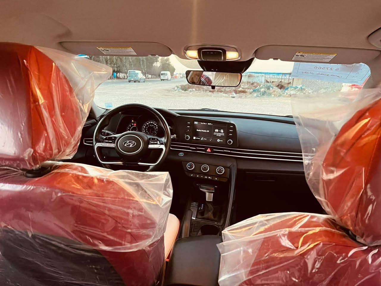 سلام عليكم النترا للبيع موديل 2022 وارد امريكي السيارة نضيفة كير مكينة كفالة قطع الصبغ كما موضح بل سونار سعر 155 وبيهة مجال رقمي ‏*********** عنوان السيارة حلة البكرلي قرب ملعب البكرلي
