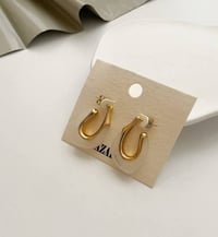 اكسسوارات • توصيل • حجز