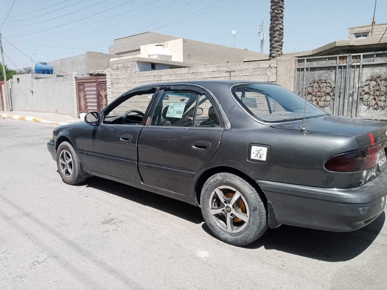هيونداي سوناتا موديل 1995
✔ سيارة حلوة ومرتبة وجاهزة، 
✔ كير أوتوماتيك 
✔ محرك بيه دخان شيء بسيط جداً  
✔ حدادية كاملة أمامية وخلفية وتخم تاير 
✔ رقم  جديد بغداد باسمي 
سعر 43 وبيه مجال بسيط 
***********
