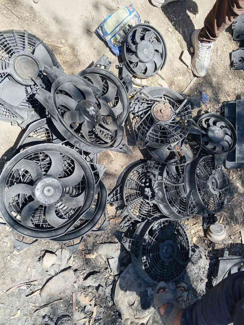 مرواح جمله حاويه دخول جديد 

كله مفول ونضيف

جمله ومفرد 

زغار وكبار وسط وثنائيه 

وتساب للتواصل ***********
