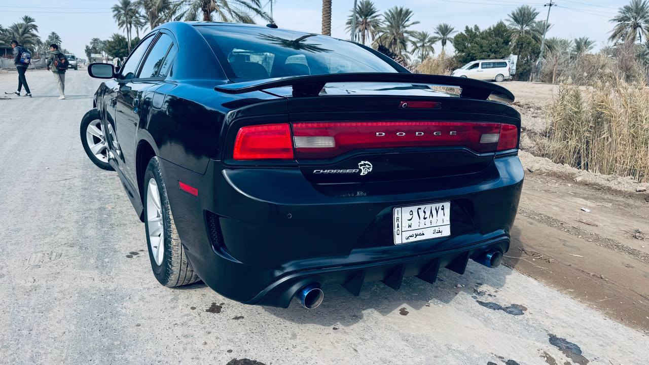 سلام عليكم
جارجر موديل2012 رقم بغداد فول مواصفات 6سلندر3600
شاشه كبيره
فتحت سقف تنته روز رايز ام نجوم
كير طياره 8نمر
كشنات حضن
شكل ال اس ار تي
شفتات ستيرن 
تخم تاير جديد
كير محرك كفاله 
بيه3قطع
ستفسار أكثر 
السعر 143وبيه مجال العنوان بابل
***********
