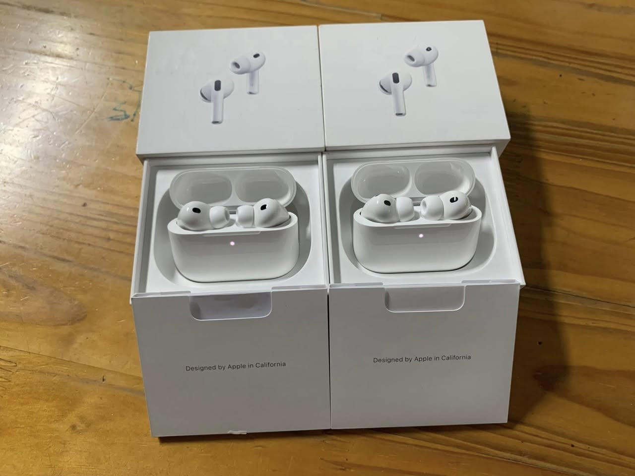 على بركة الله Air pods pro 3 
#الجيل_السابع #فتح_كارتون_فقط 
اصلي باله امريكي الاصلي ، توصلك قبل دفع تفتح وتكنك وتشوف بنفسك وتتأكد 
#تدعم_خاصية_الترجمة #العزل_المحيطي_الانعكاسي النظافة 100% 
#كامل_ملحقات 
للاستفسار تواصل واتس اب *********** 
#الكمية_محدودة
