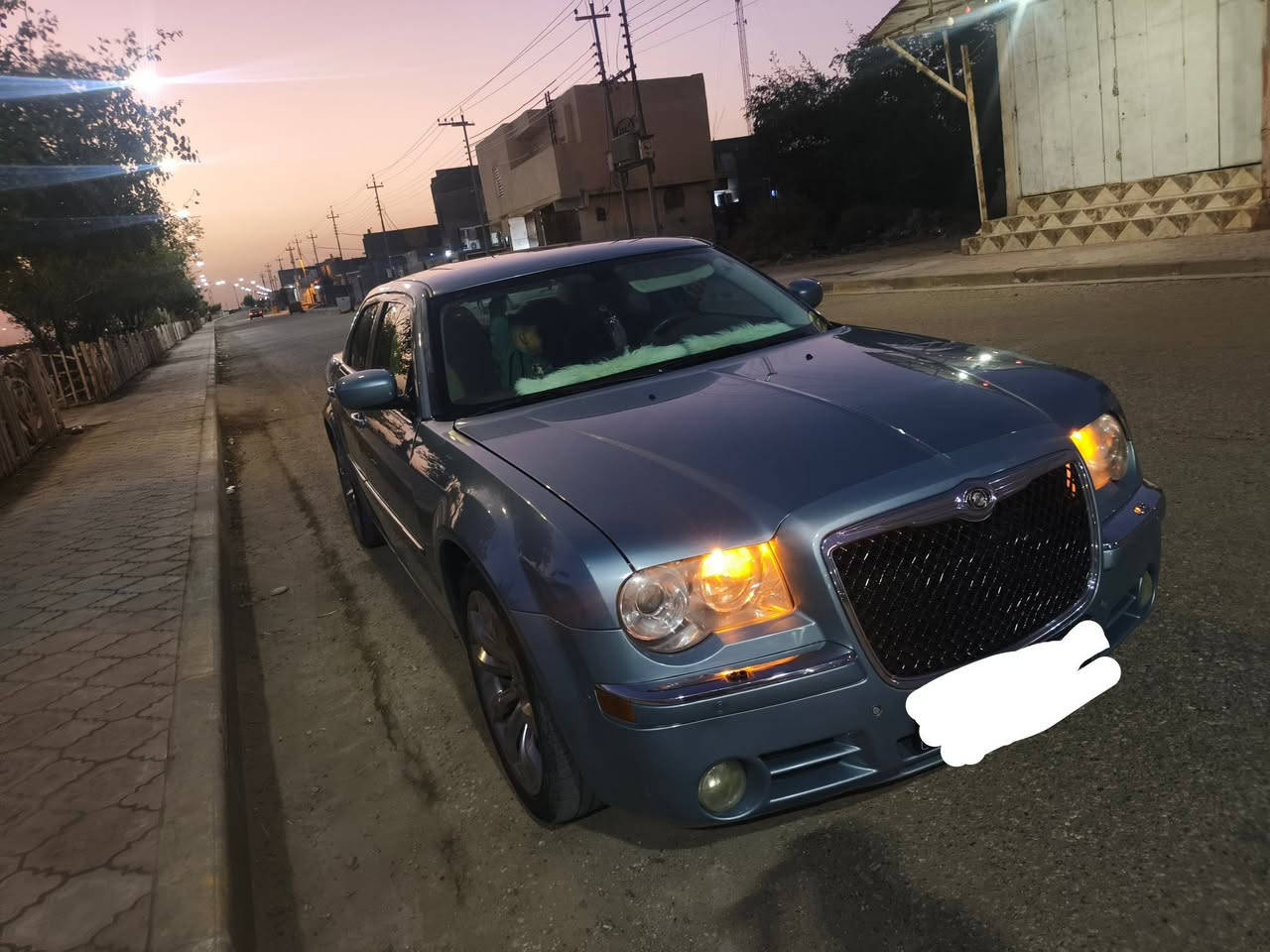 سلام عليكم اوبما 2010 لون بحري حلو كلش و مرغوب سياره فول بصمه فتحه بالسقف كشنات كهربائية تدفاء تبريد قطعتين تبريد شاشه ايباد كبيره لايت زنون مكينه 6سلندر كير حداديه خير من الله سياره ماشيه 177 فقط مال جناي سياره متومه اربيل طبق الاصل على رقم اشاصي رقم نكليزي سياره كامله مابيه نقص ولا ربع الاستفسار اتصال ***********
