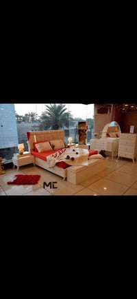 غرفة نوم للبيع 10 قطع نظيفة جدا جداً نظافتها 95‎%‎ بدون اي تصليح او ضر...