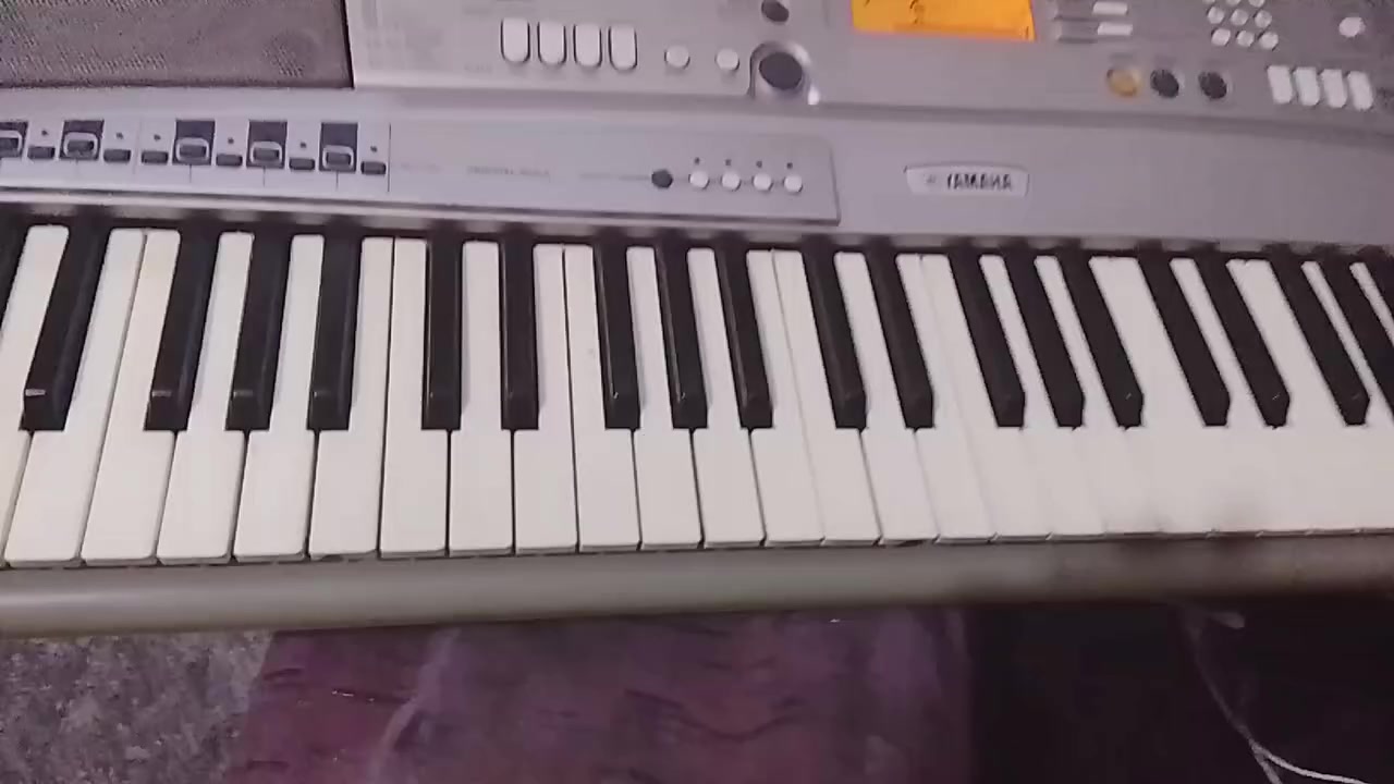 السلام عليكم
اورك ياماها 300نضيف كله شغال 

150نهايته 

يوجد توصيل

***********
