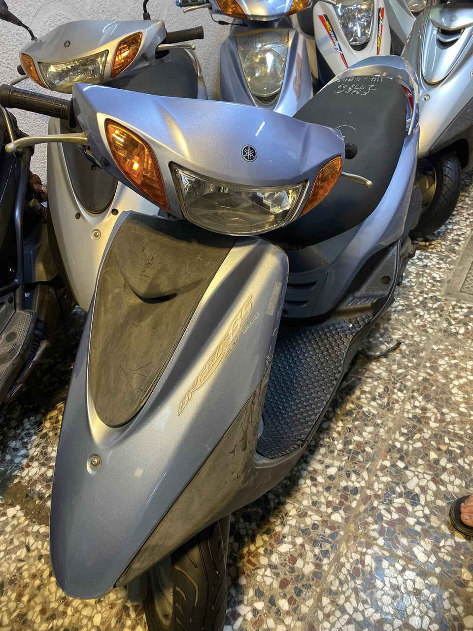 من رخصة الادمن
السلام عليكم 
بغباء وبريز لايت عالي أنواع الدراجات موجودة
التواصل ***********
