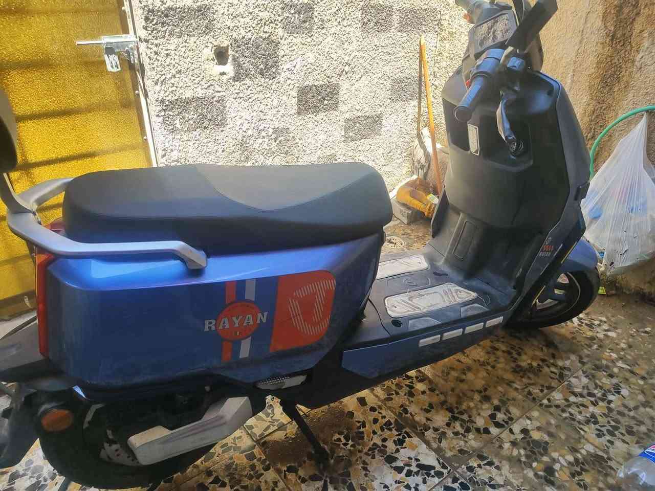 سلام عليكم من رخصت الادمن دراجه شحن نضيفه جديده ما متعوبه نضافه فول بغداد زعفرانيه اربع شوارع السفسار عله رقم دراجه تخبل ما متعوبه سعر مليون بيهه مجال بصيط ***********

