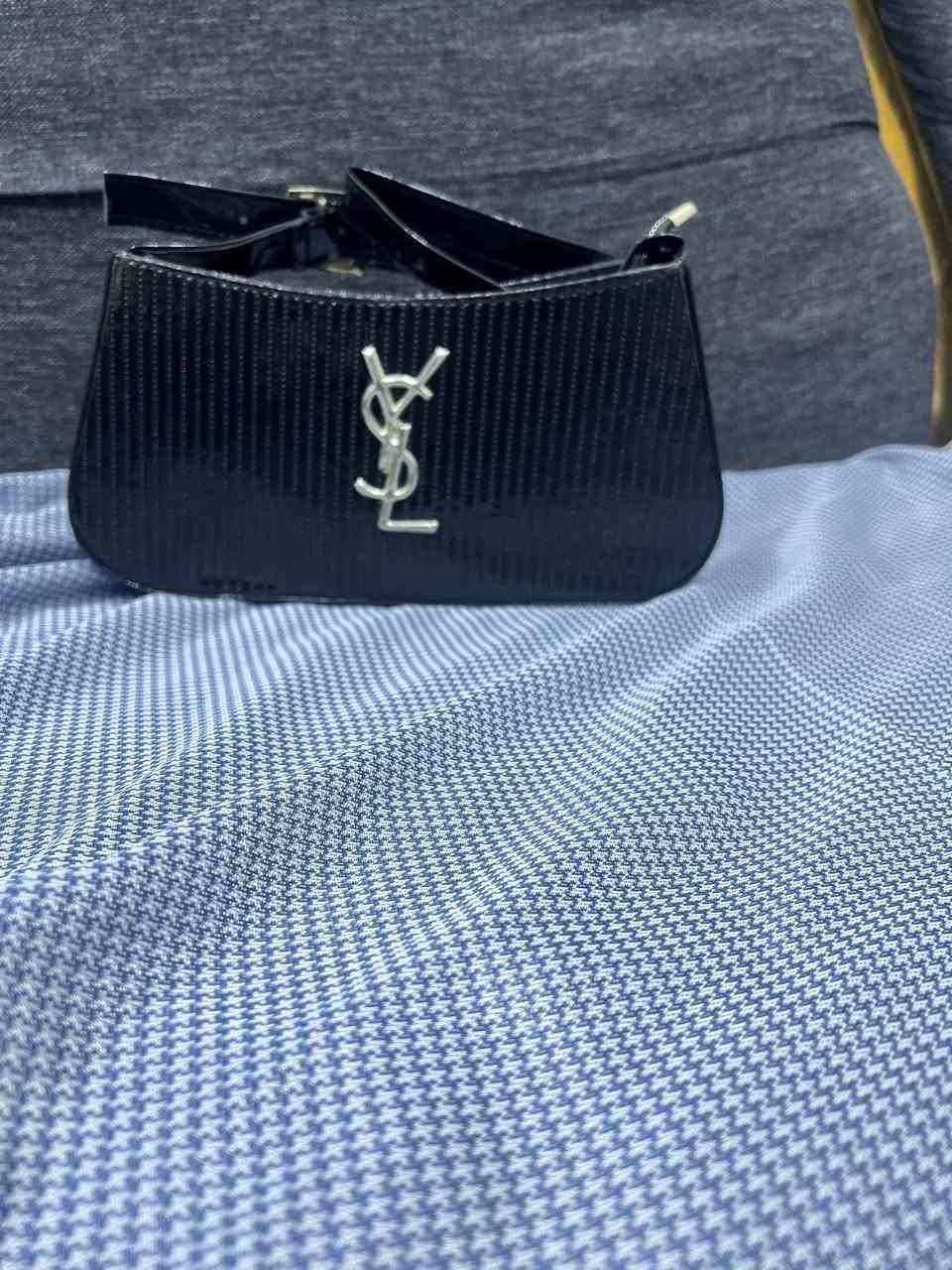 السعر ٦حبايب الحجز ***********

