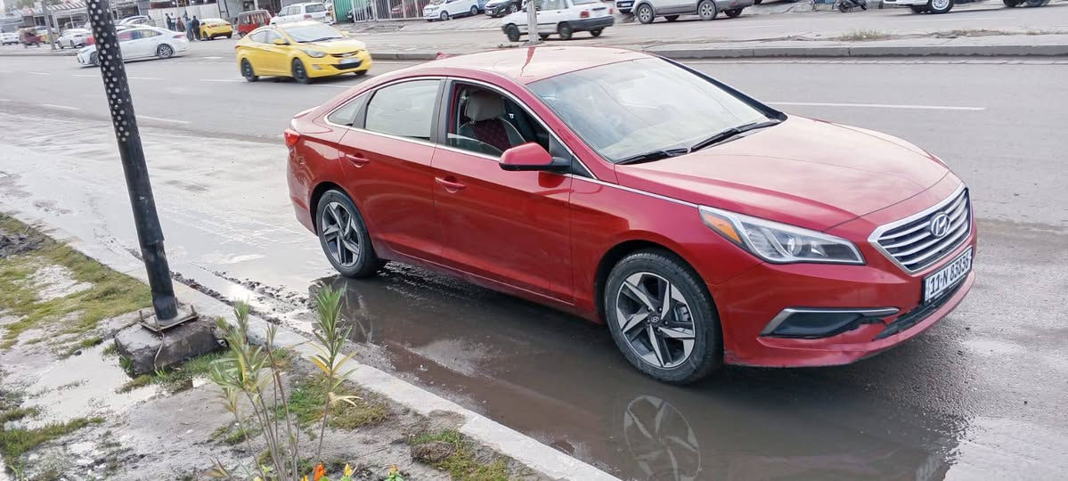 سلام عليكم سوناتا للبيع 
217وارد امريكي
سياره كلين دعاميه دعاميه محرك كير كفاله عامه عليه دامه كامله تخم تاير ما ناقصه برغي واحد سعر120بيه مجال مكاني بغداد
رقم‏‪***********‬‏
