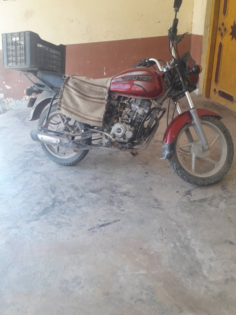 موتور بوكسر للبيع موديل 18 اوراقه كامله العنوان ديالى المقداديه، ***********
