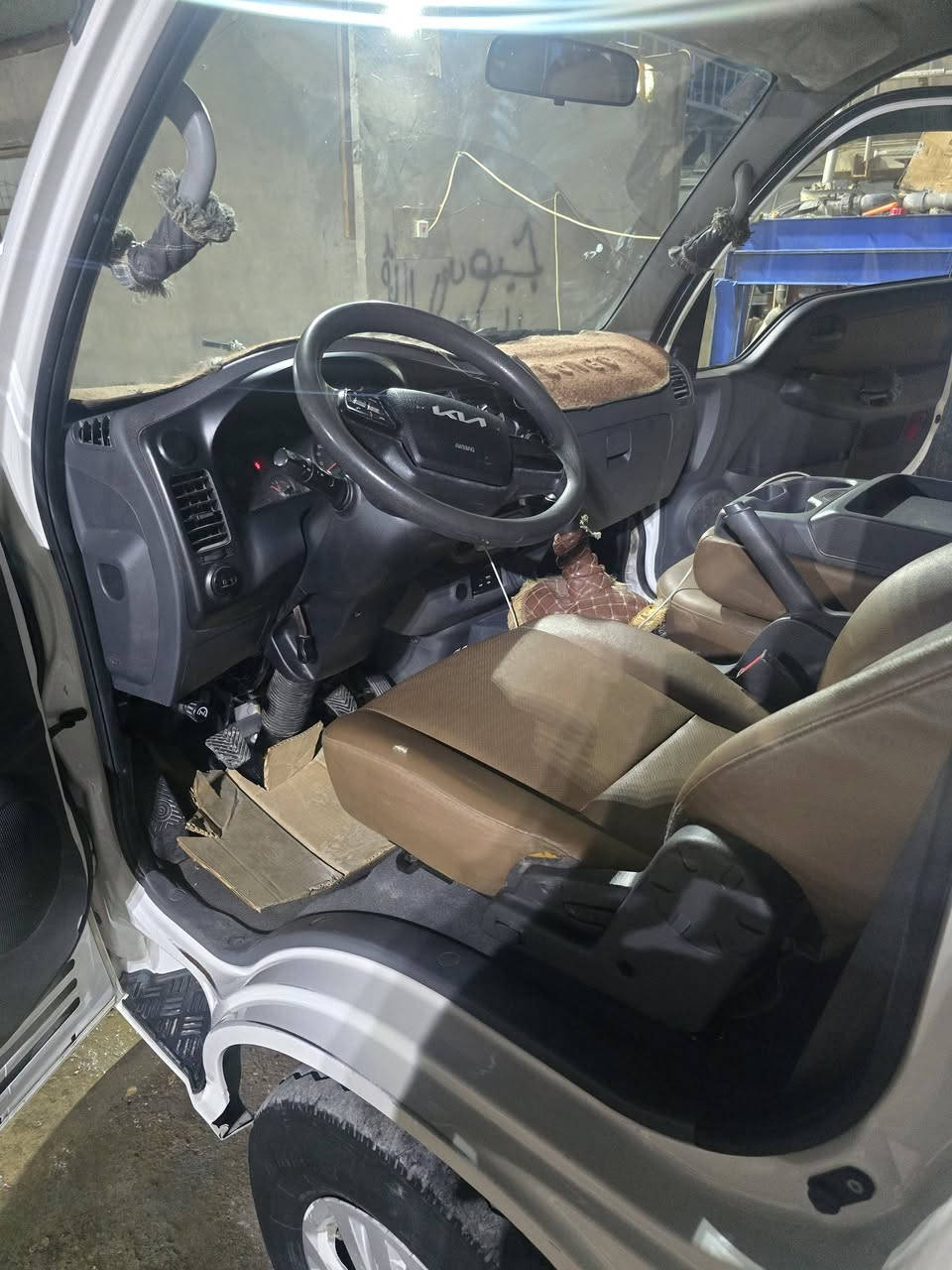 كيا حمل موديل ٢٠٢٥ مواصفات محرك ٢٧٠٠ تحويل مباشر رقم ذي قار الناصريه مركز @مكفوله كفاله عامه ماشيه ٤١ الف السعر ١٧٥ ورقه مجال اتصال ***********
