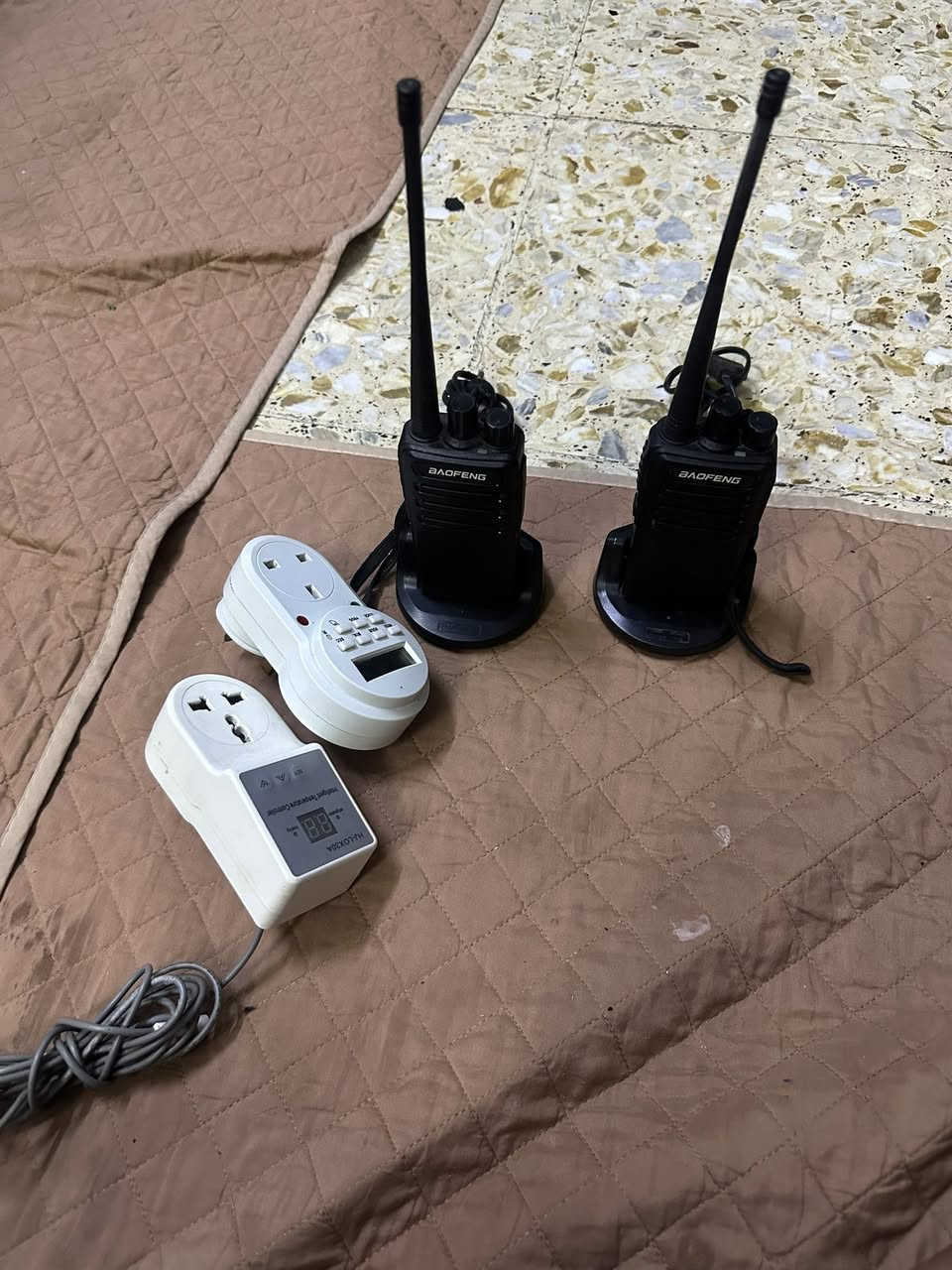 سلام عليكم عندي تأمرين واحد درجت حرارة والبرودة والثاني مال انارة السعر الواحد على ٢٠ وجهازين نداء كلهم شغالين وعلى الفحص سعر الجهازين النداء ٣٥ الي يفدنة يتفضل خاص ***********
