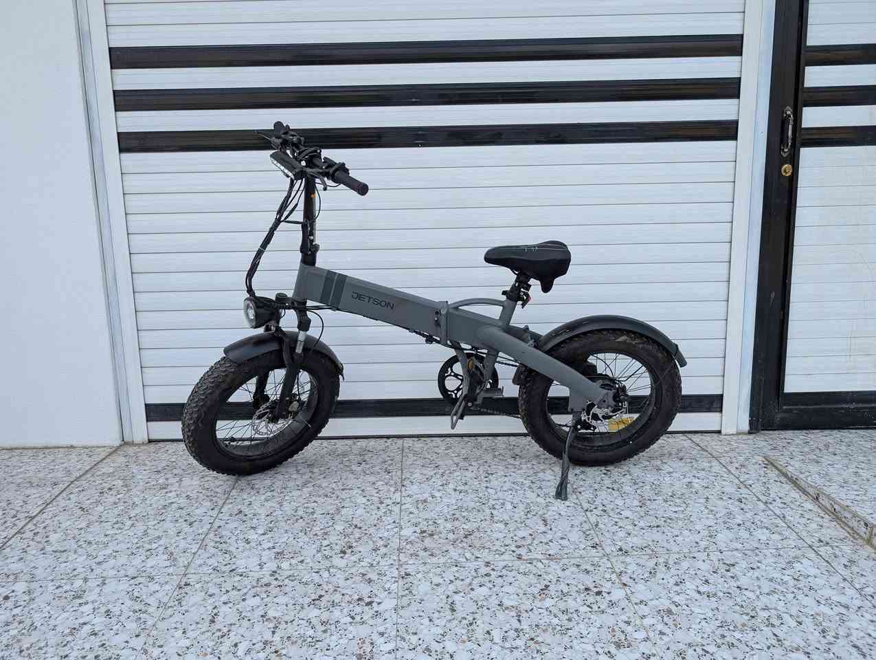 750w 48v
سعر 650$


**إذا كنت صاحب هذا الإعلان وتريد حذفه لأي سبب، رجاءا أرسل رسالة إلى الدعم الفني**