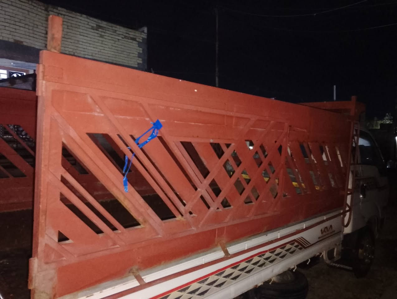 السلام عليكم شباب محجر كيه حمل فحل لبيع مكان بغداد سبع قصور شارع ابو السعر 300وبي مجال رقمي ***********التصال عل شريحه وبي واتساب هم باقي التفاصيل مذكوره بل فيدو
