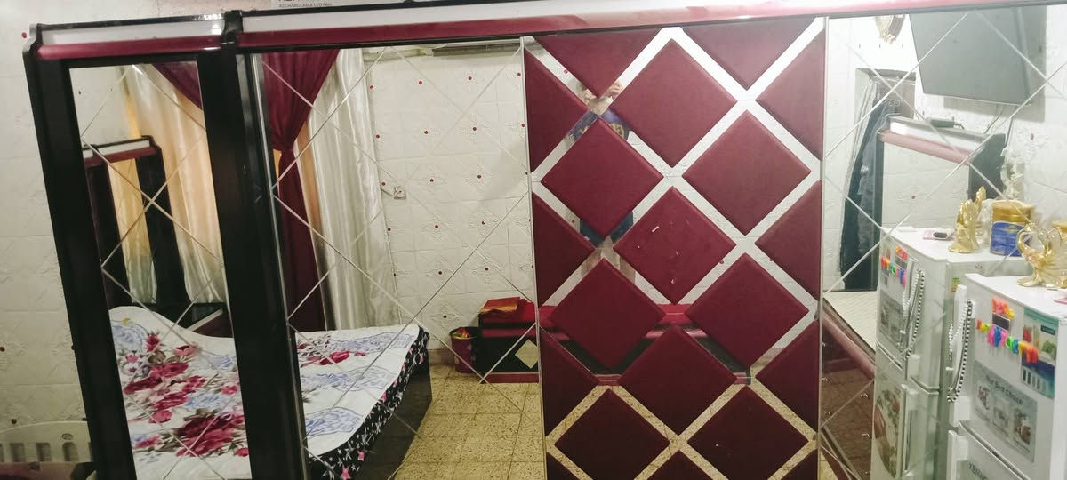 غرفه تركيه اصليه ،،مثل ما موضح بالصوره ،،للاستفسار مراسله الصفحه او اتصال على ***********
