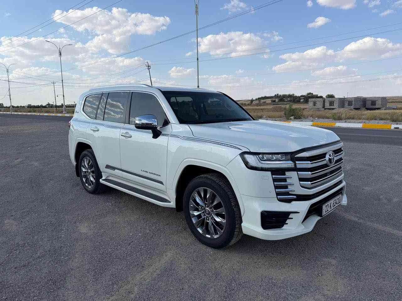 السلام عليكم 
للبيع لانكروز vx2022
فول الفول
مكفوله كفاله عامه من كلشي 
ماشيه47الف
رقم اربيل بسمي شرط التحويل
بيها كتاب تظليل 
العنوان صلاح الدين /تكريت /العلم
لاستفسار اكثر اتصل 
*********** تكريت, صلاح الدين
