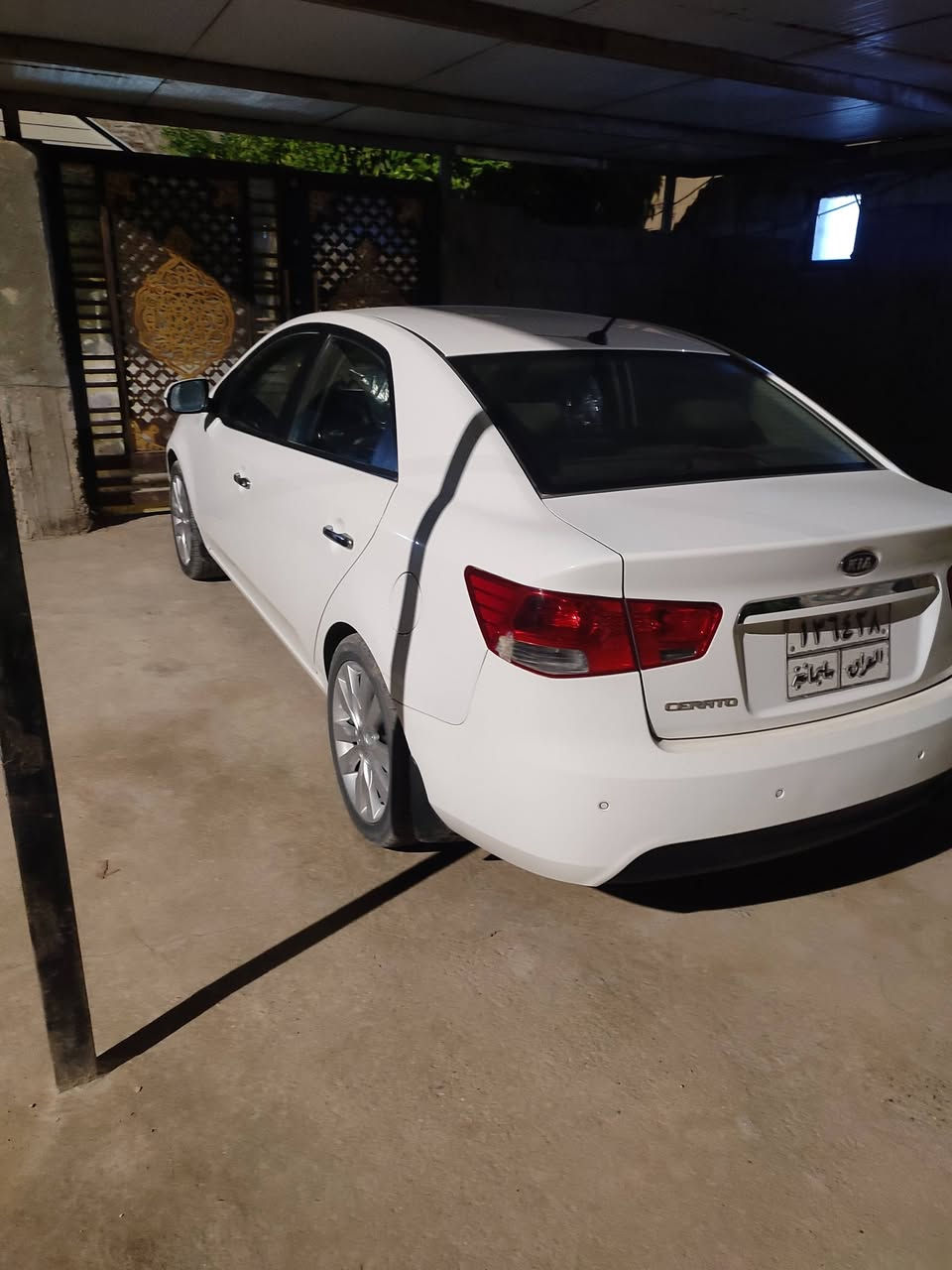سيراتو للبيع كفاله فقط شبر بارد موديل ١٣ فووول مواصفات  فقط بدون فتحه  بصمه  اشاير بلمري  تحكم جهتين   شفتات ستيرن   حساسات خلفيه. خمسه ويل كب    ١٠٨  وانزل  تكاليف التحويل.  *********** مكانهه بابل ابو غرق

