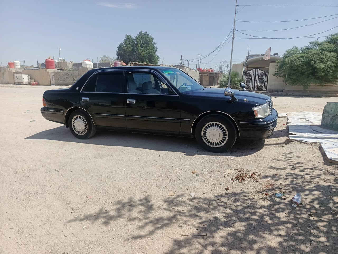 راس الثور تكم باسمي مكفوله من الكصه والنقل والعيب الشرعي بيها طخات قليله وصبغ رقم انكليزي بصره السعر80وبيها مجال قليل ***********
