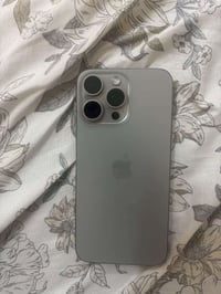 آيفون ١٥ برو ماكس • بطارية ٩٦٪ • دورات شحن ٢٠٤