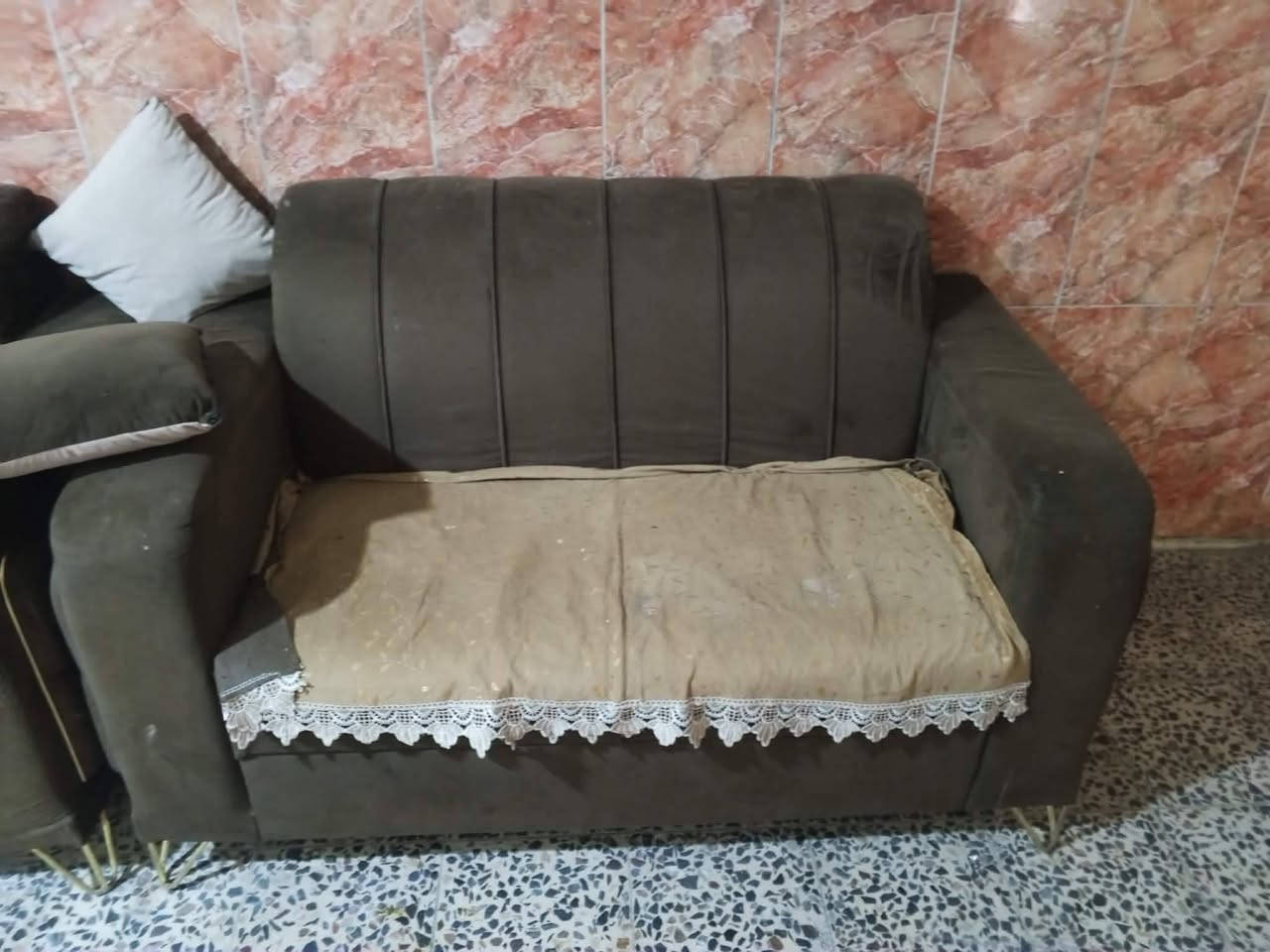 السلام عليكم تخم 10 مقاعد نضيف جدا سعره 270 وبيه مجال العنوان بغداد الكماليه الي يريده يدخل خاص


**إذا كنت صاحب هذا الإعلان وتريد حذفه لأي سبب، رجاءا أرسل رسالة إلى الدعم الفني**