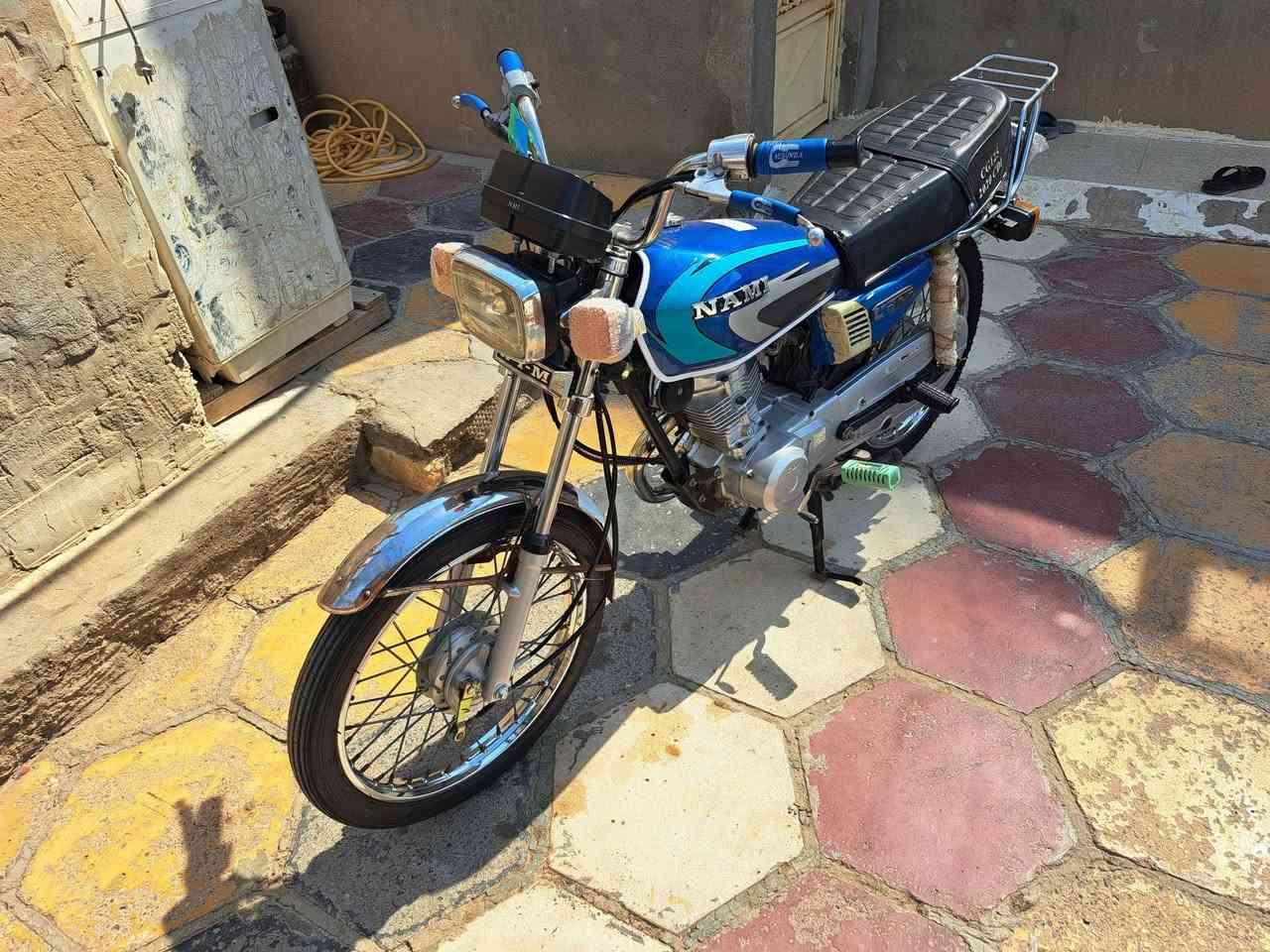 دراجه للبيع موديل 20 نامه أوراق اصوليه
دراجه نضيفه وحلوه جاهزه مابيها كل نواقص 
السعر ٥٥٠ 
***********
قضاء الحي
