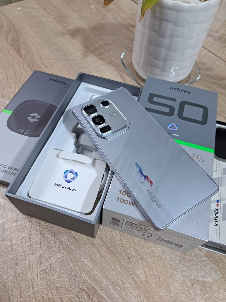 INFINIX NOTE 50 PRO PLUS 5G 

 نرخى 350  هه زار 
زاكيره 256  رام 12 خاوينى 99%  كه م به كارهاتووه 
كامل  ئه شيا بي عه يب  و نه كراوه به زه مان 2رؤژ  گه ياندن هه يه 
***********
--------------------------------------------------
INFINIX NOTE 50 PRO PLUS 5G 

سعره 350 الف 
ذاكره 256  رام 12  نظافه 99 %  مستخدم قليل 
 غراضه كامل مابيه عيب خطين  و مامفتوح  بضمان يومين الفحص
متوفر توصيل
***********
***********
