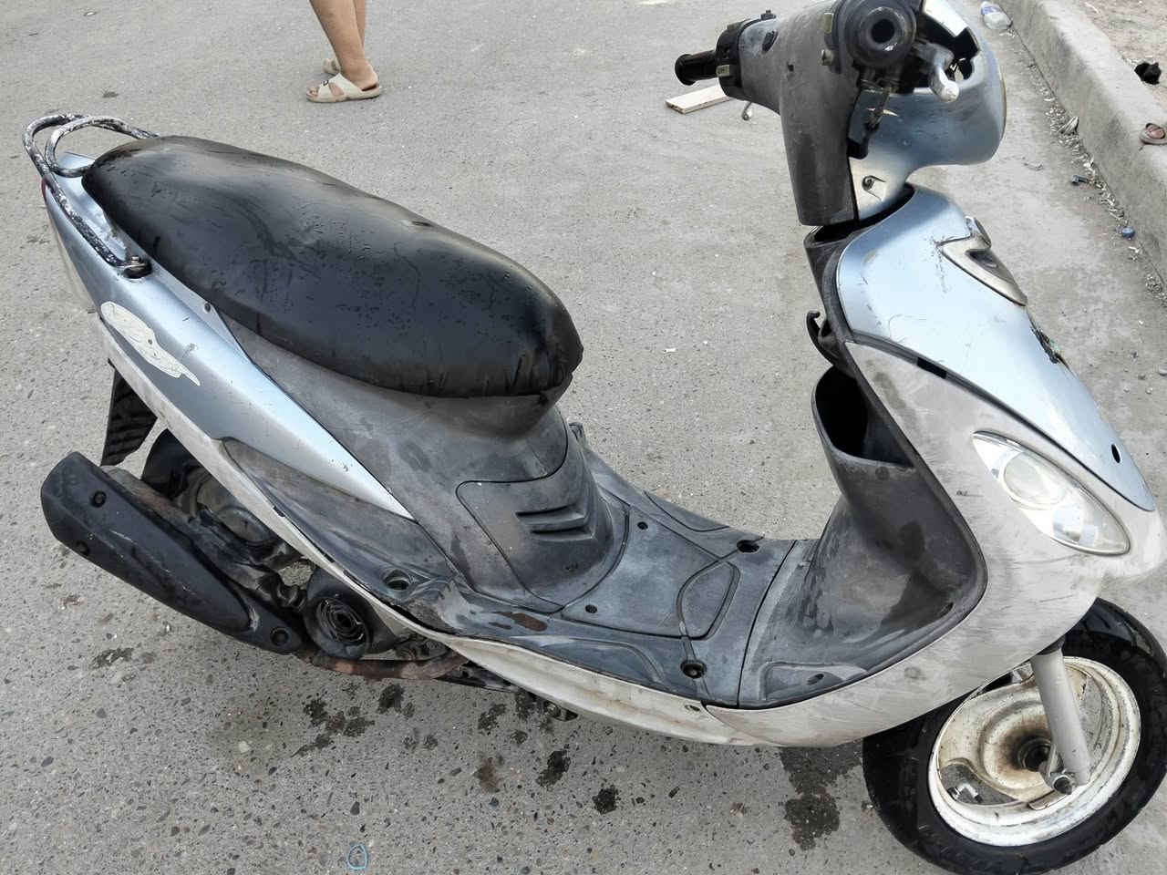 السلام عليكم دراجه ماكس منغولي نظيفه  للبيع سعرهه 300 بغداد رقم الهاتف ***********
