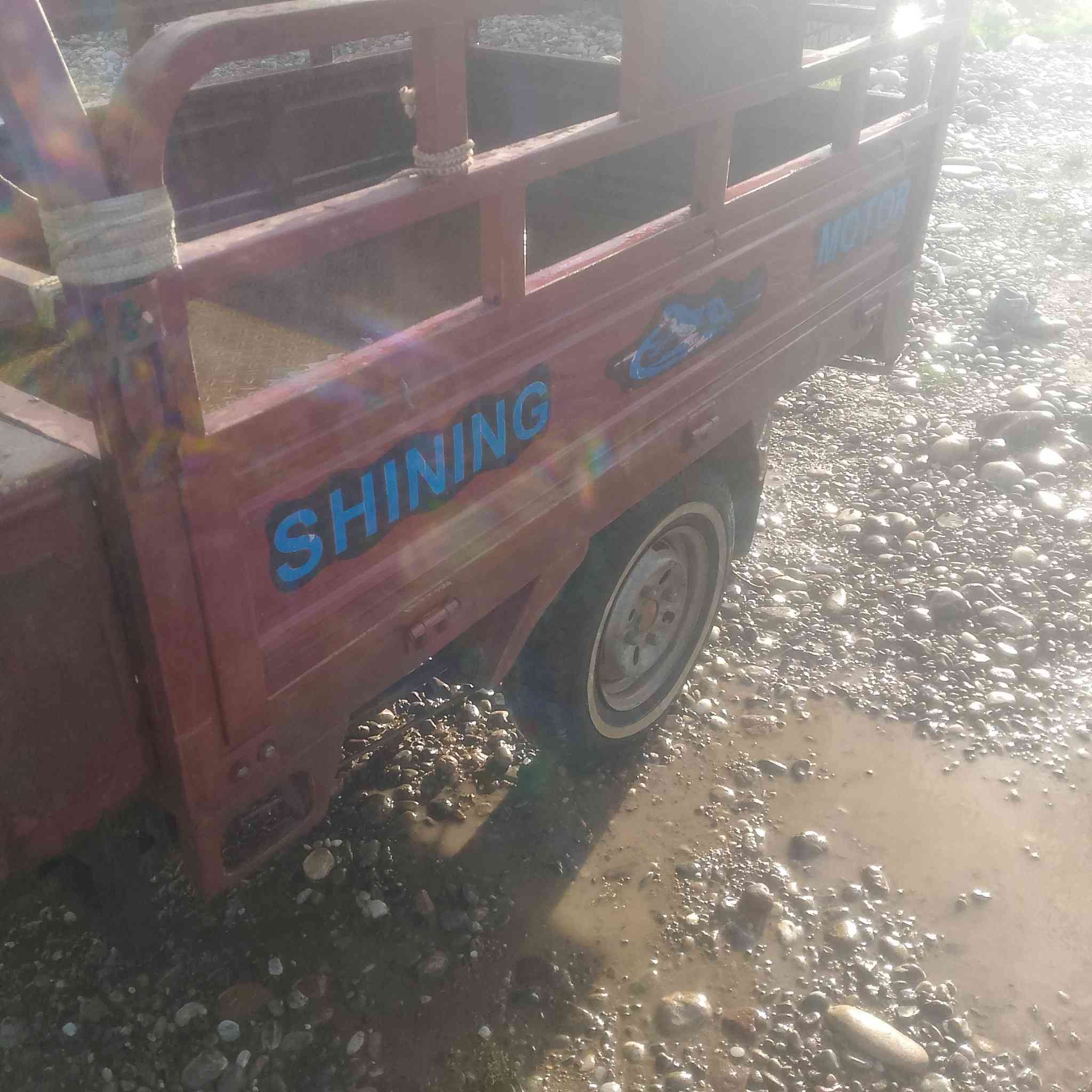 ستوته للبيع موديل 21 مكاني كياره
السعر 850 رقم الهاتف***********
