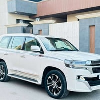 لاندكروز • ٢٠٠٩ • مكفولة