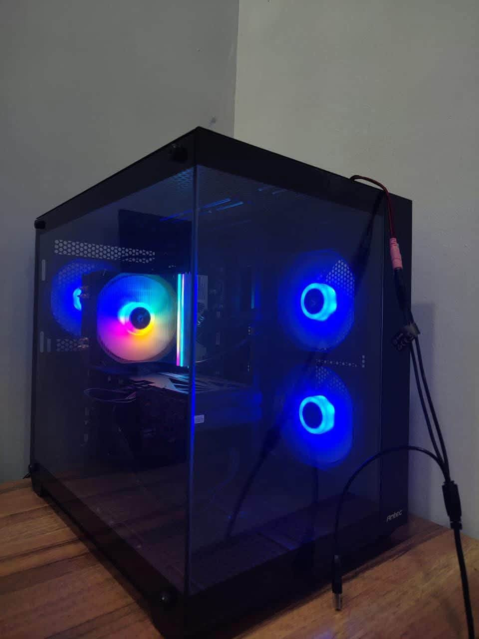 سلام عليكم شباب تجميعه للبيع فقط الكيس
جميع كراتين القطع موجوده
INTEL i5 14400F

m.b: H610

gpu: RTX 3070TI

ram: 16GB

m.2: 512gb

pu: 750w

رايدها 1125 مكاني بغداد البلديات 

رقم هاتف :***********

