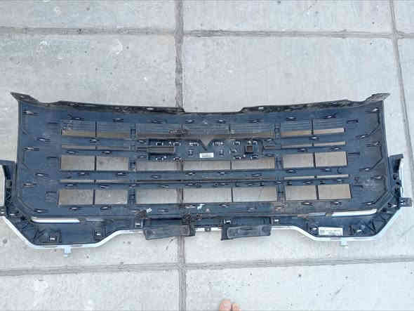 شباك جمسي اكاديا اصلي تفصيخ
موديل 2020 الى 2023
 فيه كسر من الداخل وتم تصليحه 100 %وغير واضح في الإمام والصور توضح التفاصيل

السعر 160 الف
المكان النجف الاشرف
***********
